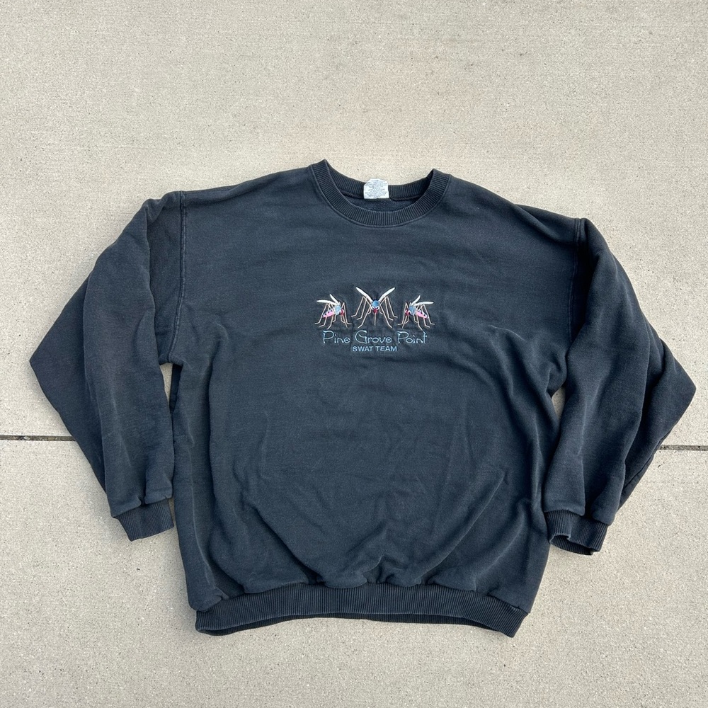 Pine grove point crewneck L